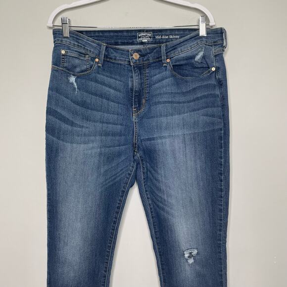Levi's Mid Rise Skinny Jeans Whiskered Distressed Zip Fly Buttoned Blue 16 L - Picture 3 of 13